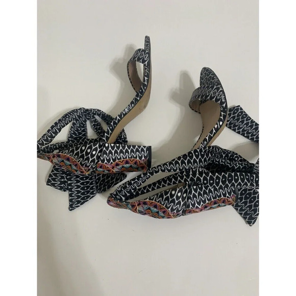 Trina Turk x INC Kanata Ankle Wrap Embroidered Heel Sandals Sz 7 - Picture 6 of 9